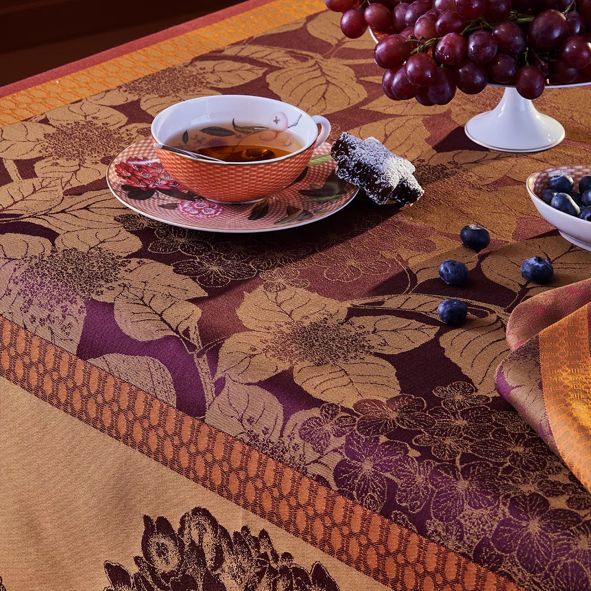 burgundy-stain-repellent-100-cotton-set-hortensias-rouille (1)